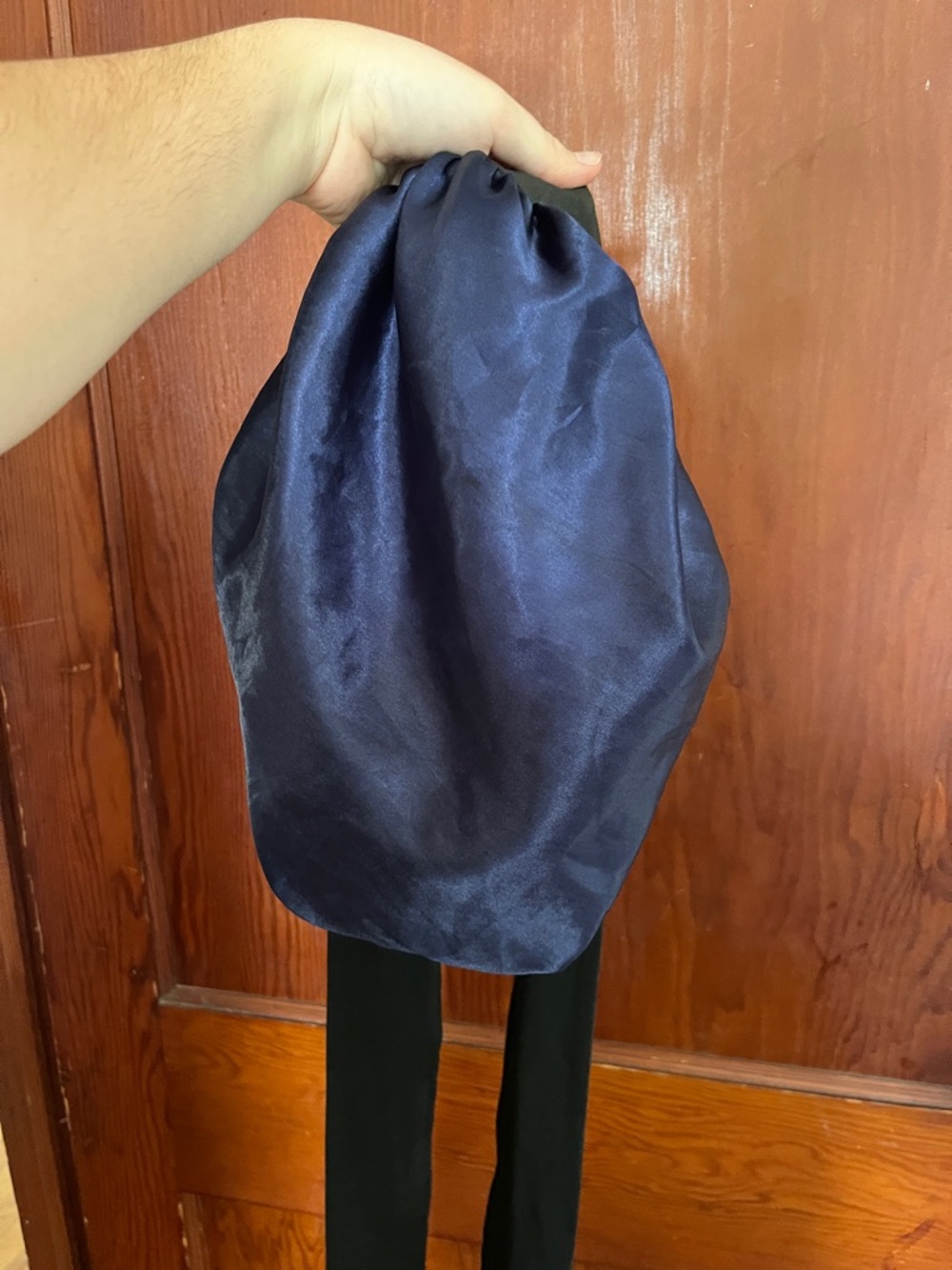 Satin Navy Blue bonnet - Picture 4 of 4